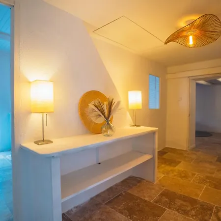 Holiday home La Maison De La Calade Fons-sur-Lussan