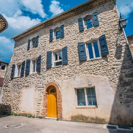 La Maison De La Calade Holiday home *